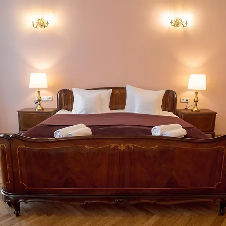Pod Jagnieciem - Rynek Glowny * Krakow
